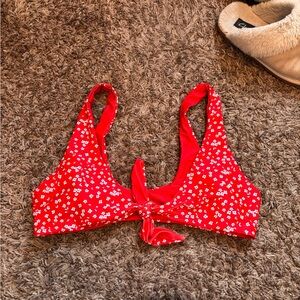 SHEIN Red Floral Tie-Front Bikini Top